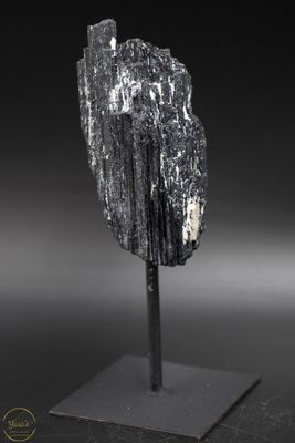 Zwarte toermalijn op standaard - 222 gram