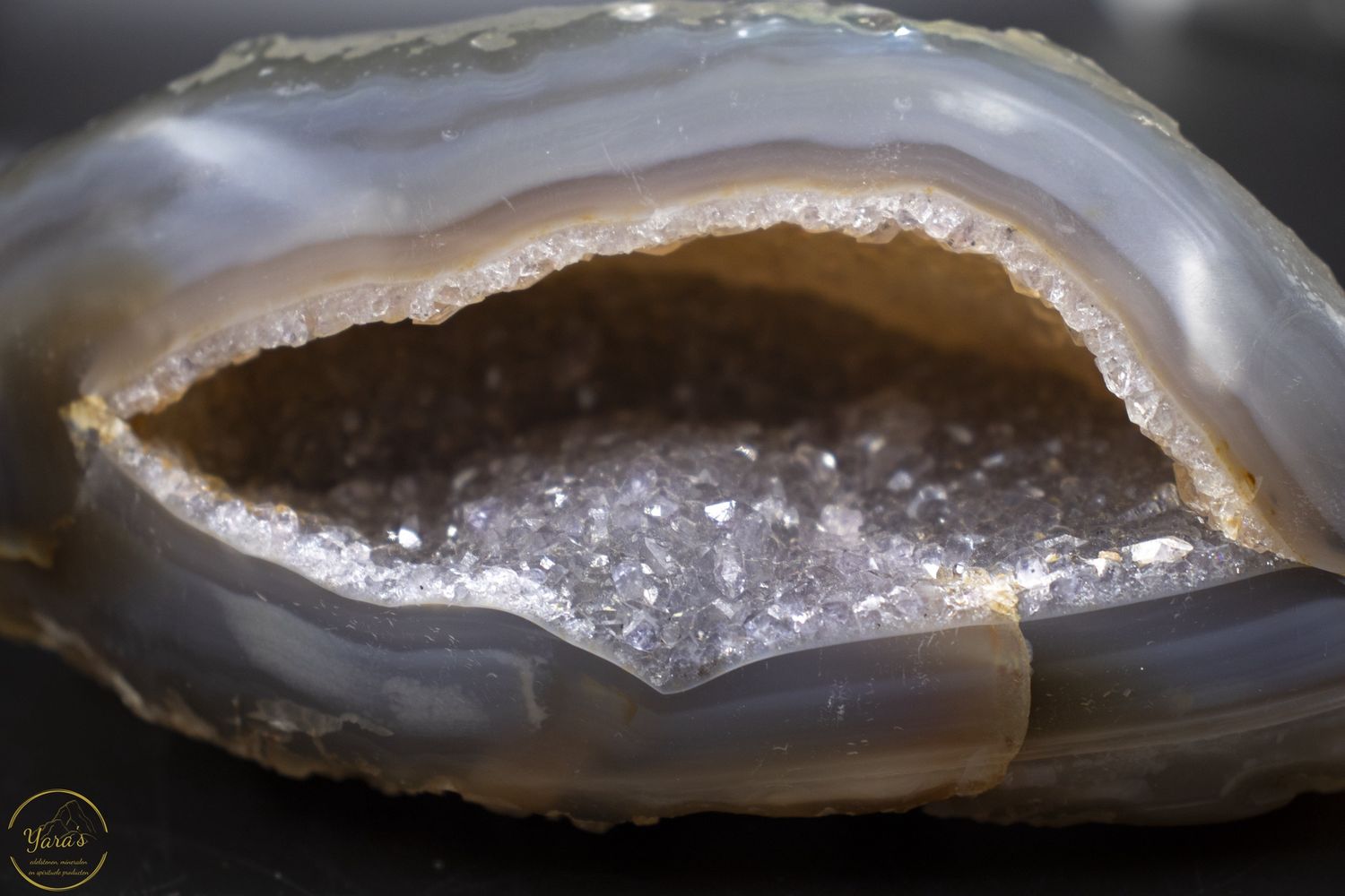Agaat geode 690 gram