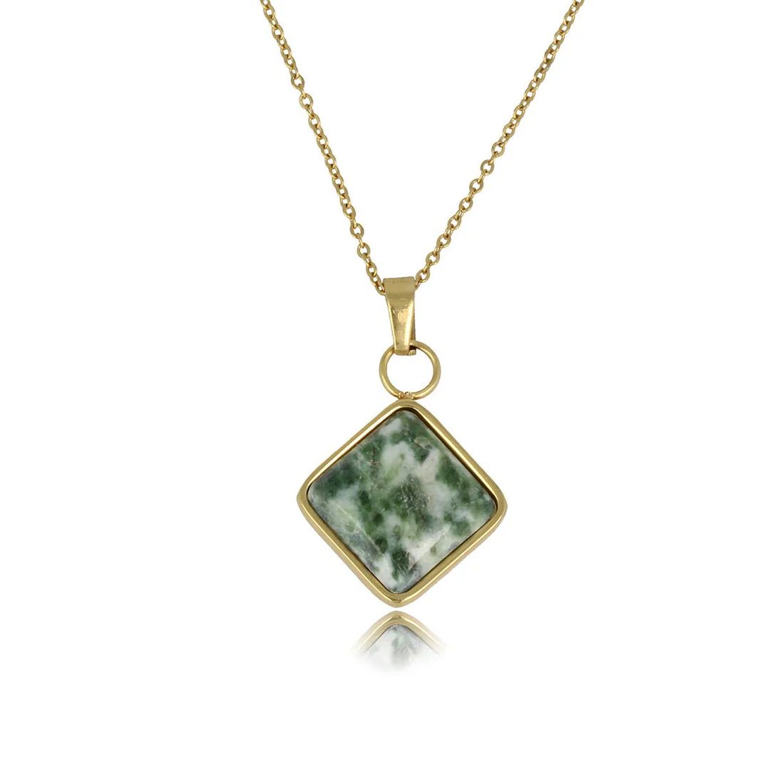 Gouden ketting met groene gevlekte jade hanger