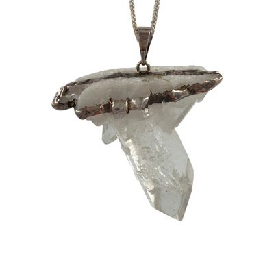 Bergkristal cluster hanger verzilverd - 21.36 gram
