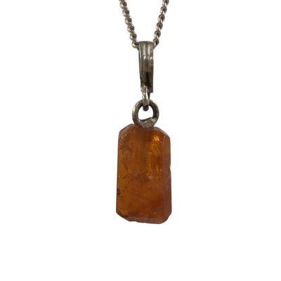Hessoniet Granaat hanger zilver - 1.06 gram