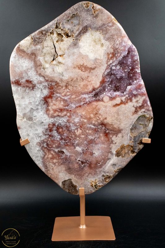 Roze Amethist op standaard 9.93kg