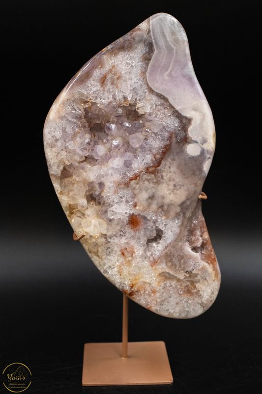 Roze Amethist op standaard 1.59kg