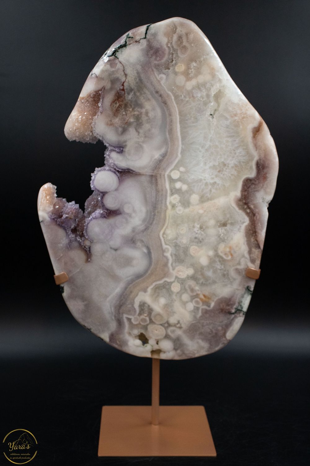 Roze Amethist op standaard 5.21kg