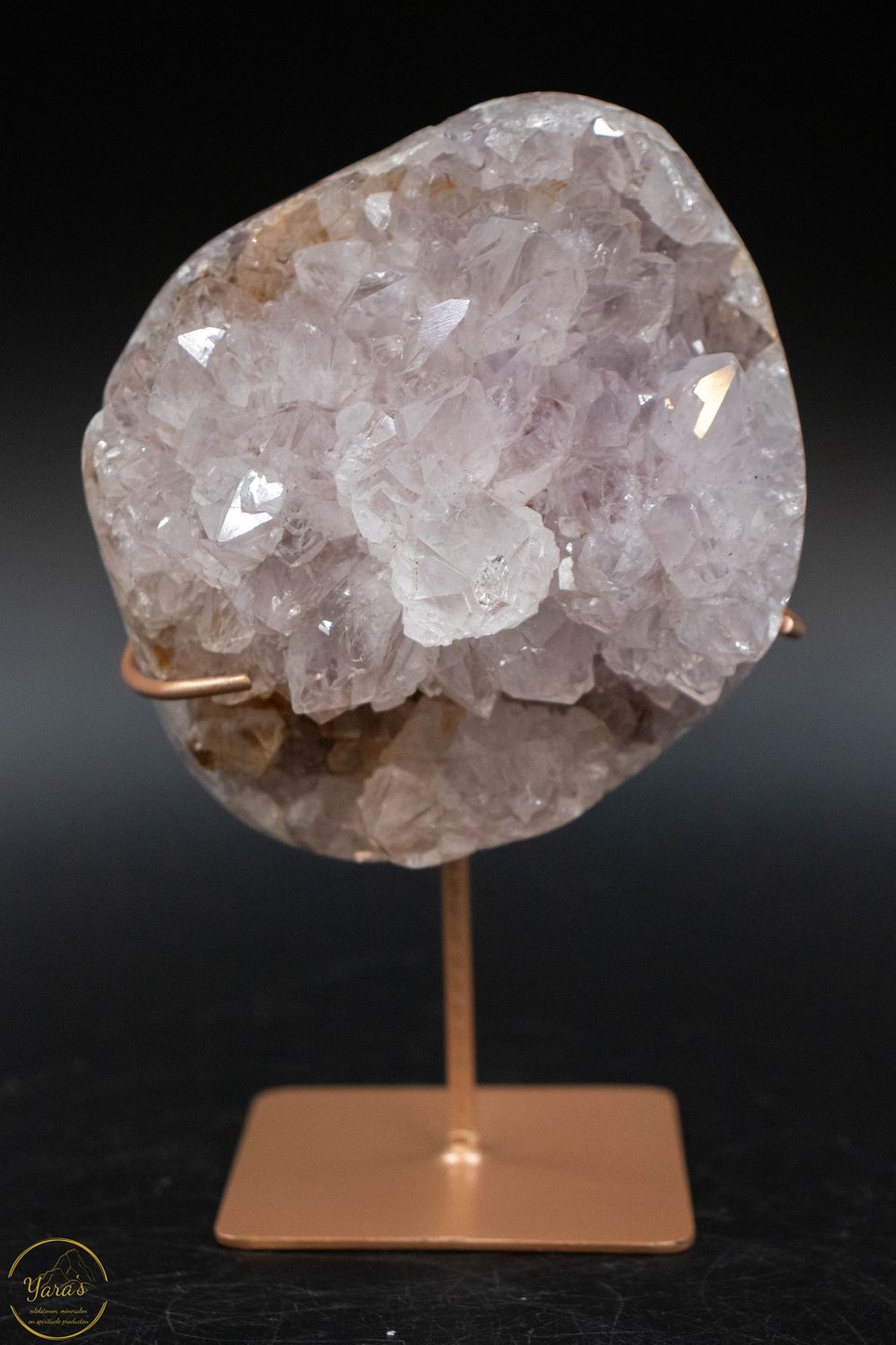 Roze Amethist op standaard 1.26kg