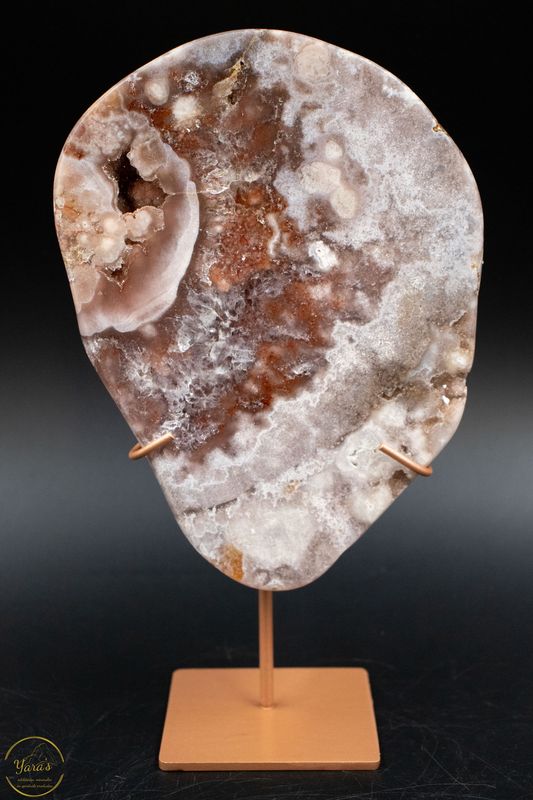 Roze Amethist op standaard 892kg