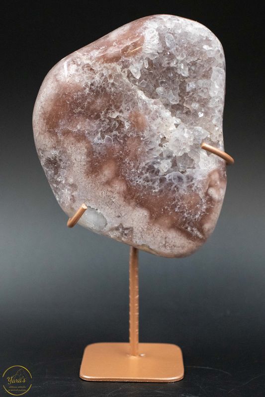 Roze Amethist op standaard 568 gram