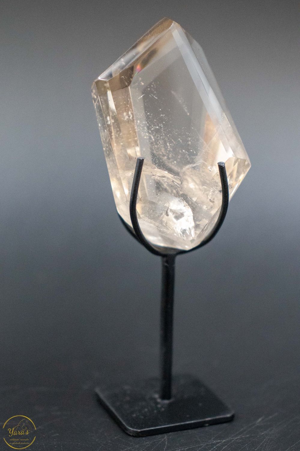 Rookkwarts gepolijst op standaard 90 gram