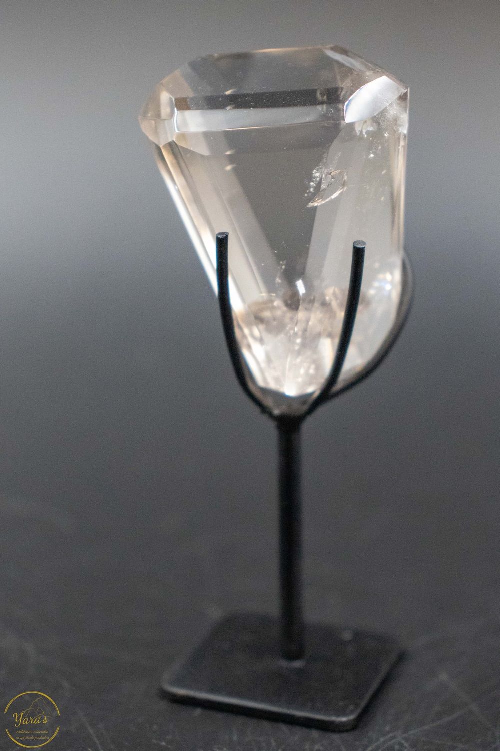 Rookkwarts gepolijst op standaard 70 gram