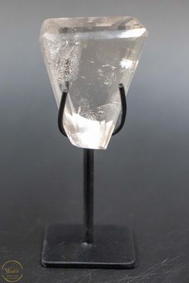 Rookkwarts gepolijst op standaard 62  gram