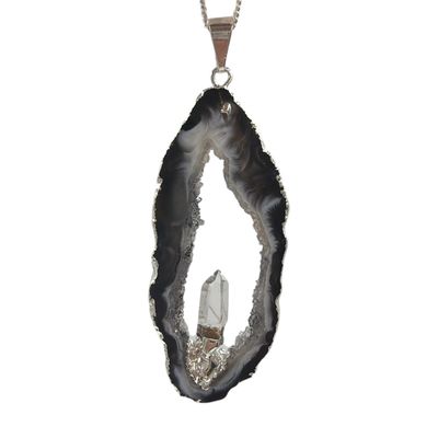 Agaat geode met bergkristal hanger verzilverd - 6.55 gram