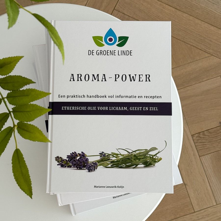 Aroma - Power, een praktisch handboek vol informatie en recepten - Marianne Leeuwrik-Kolijn