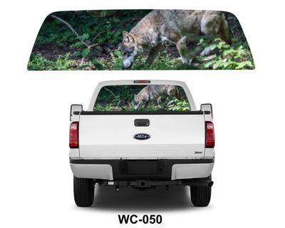 Design d'un loup suivant la trace / Wolf Tracing Back Design