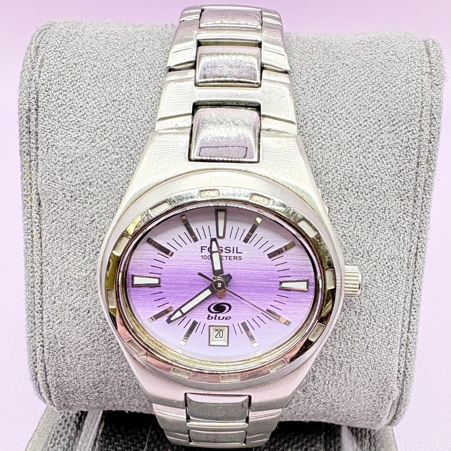 WOMAN'S WATCH PURPLE FACE BY FOSSIL