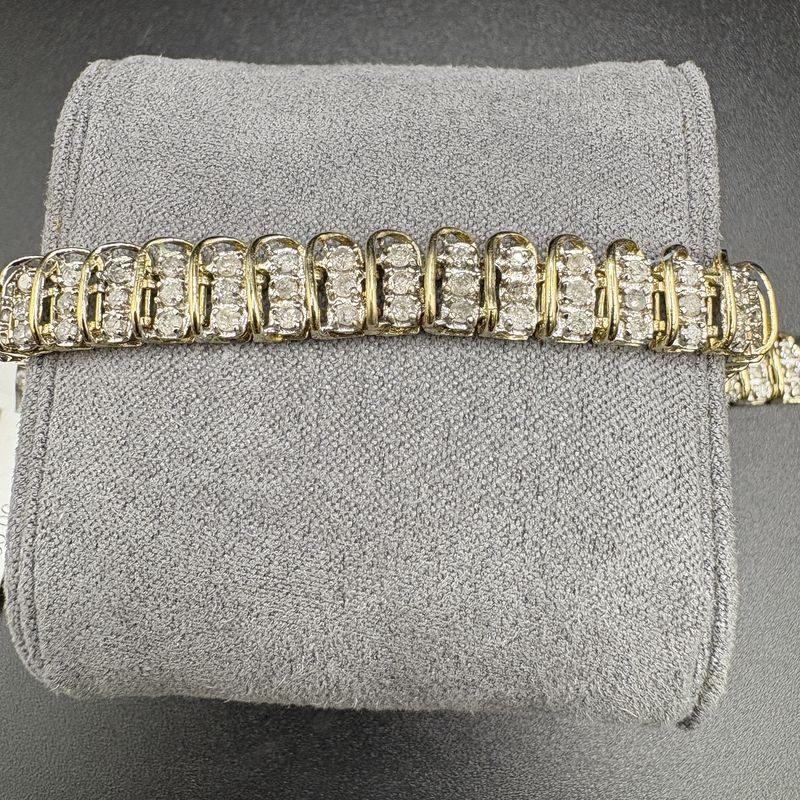 10K TWO TONED 3CTW DIAMOND TENNIS BRACELET