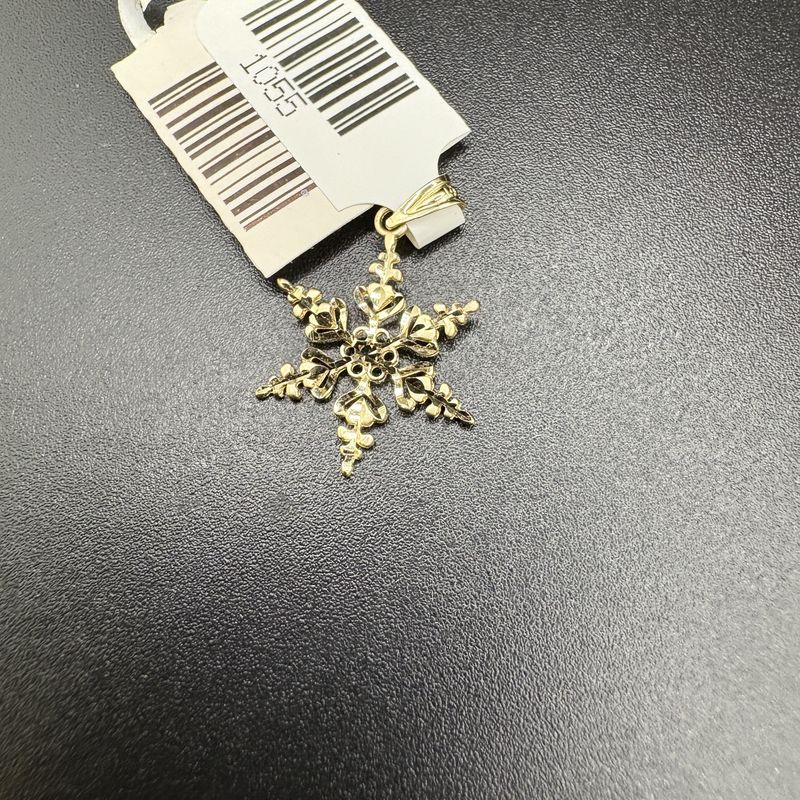 14K DIAMOND CUT SNOW FLAKE PENDANT