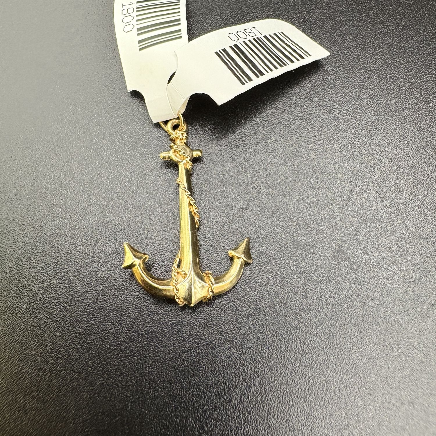 10K ANCHOR WITH ROPE DETAIL PENDANT