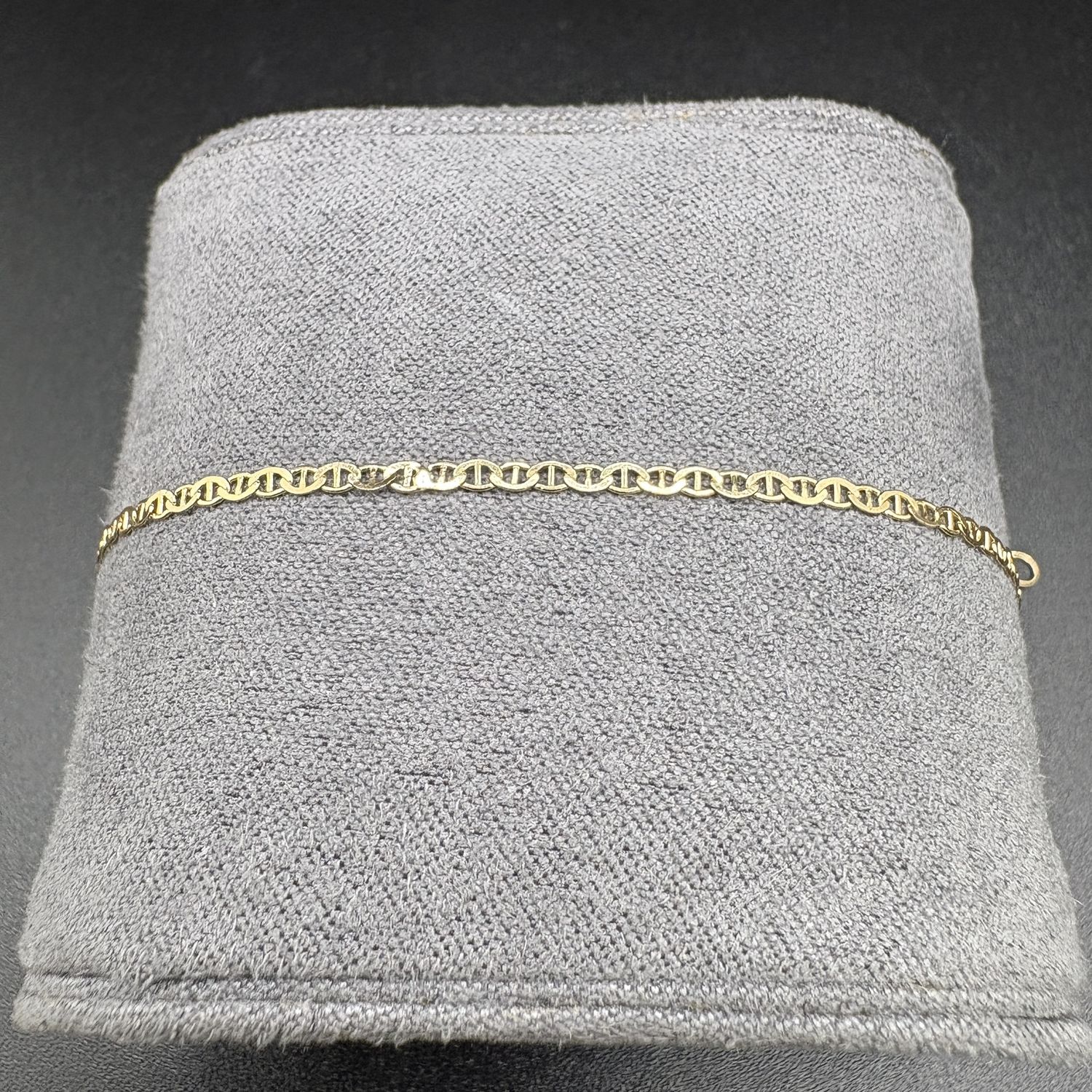 14KY ANCHOR BRACELET, 7 INCHES LONG, 1.8MM WIDE,0.78G