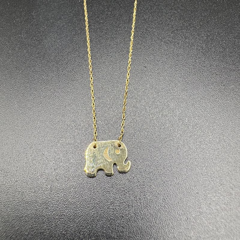 14K ELEPHANT PENDANT WITH CHAIN