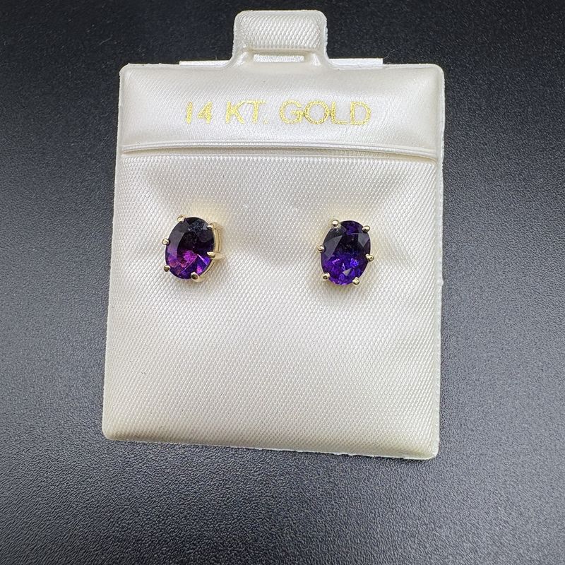 14K OVAL AMETHYST STUD EARRING