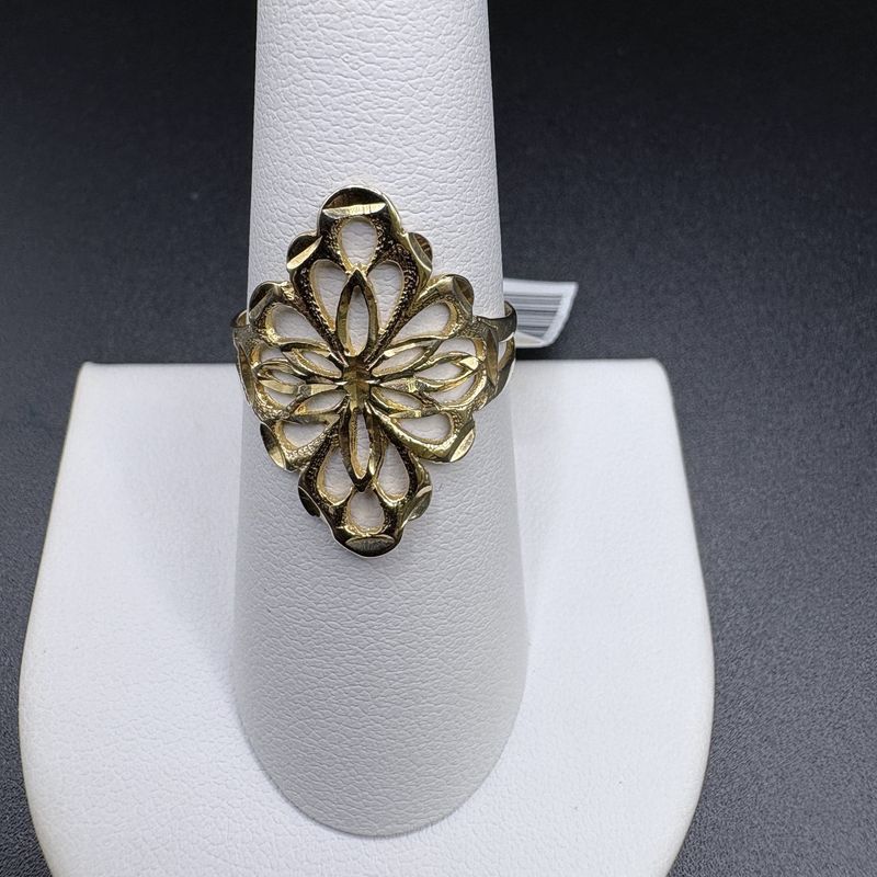 14K VINTAGE GOLD FILAGREE RING  SIZE 8