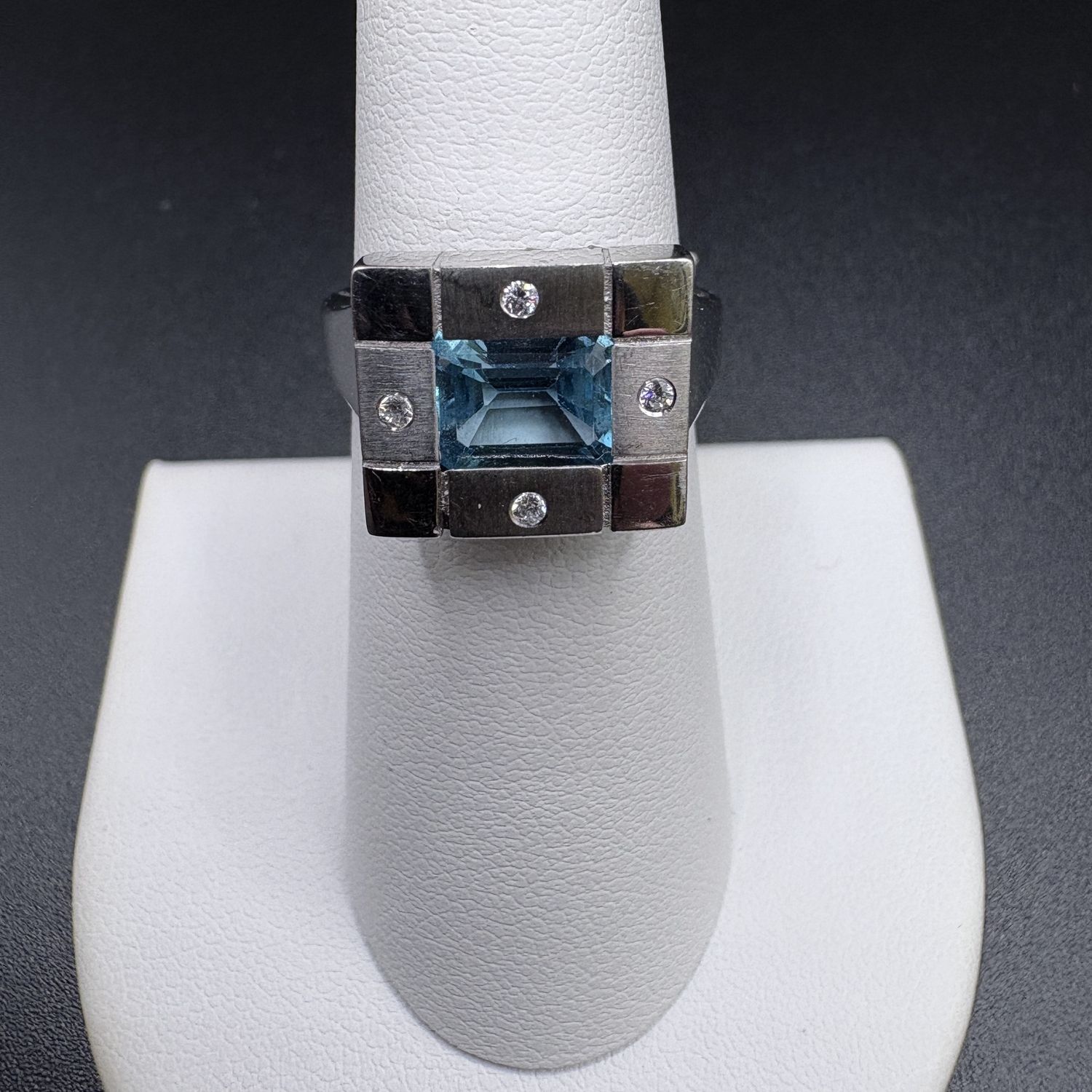 14K EMERALD CUT BLUE TOPAZ AND DIAMOND RING SZ 7