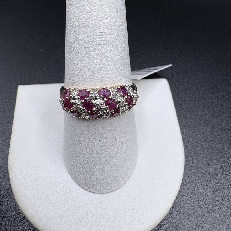 10K RUBY AND DIAMOND BAND SIZE 9