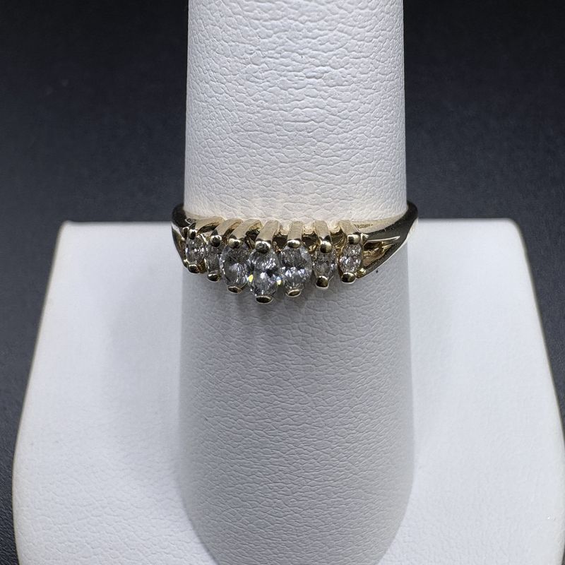 14K 0.38CT SEVEN MARQUIS DIAMOND RING SIZE 8