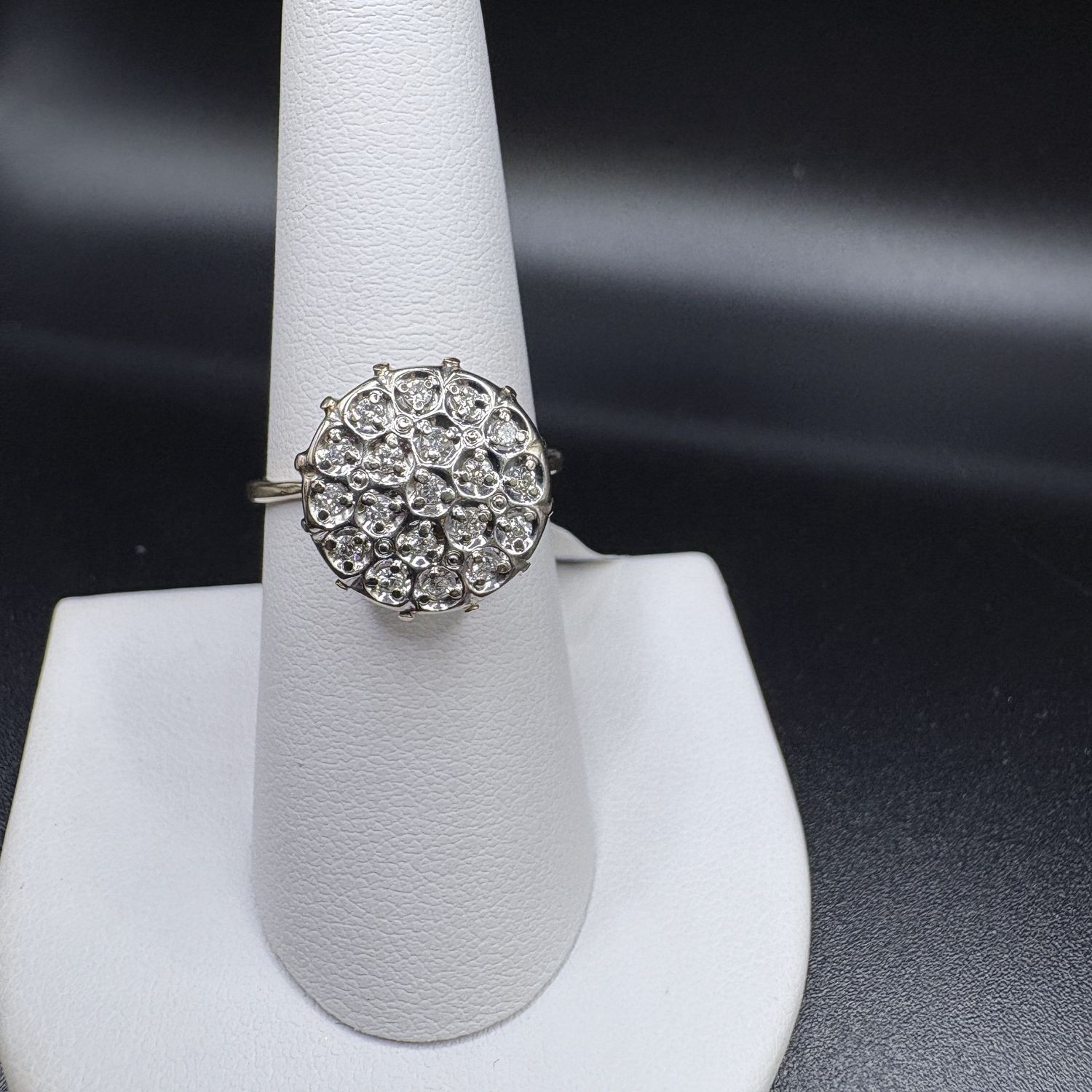 14KW CLUSTER NATURAL DIAMOND RING, 0.20CARAT, SIZE 8