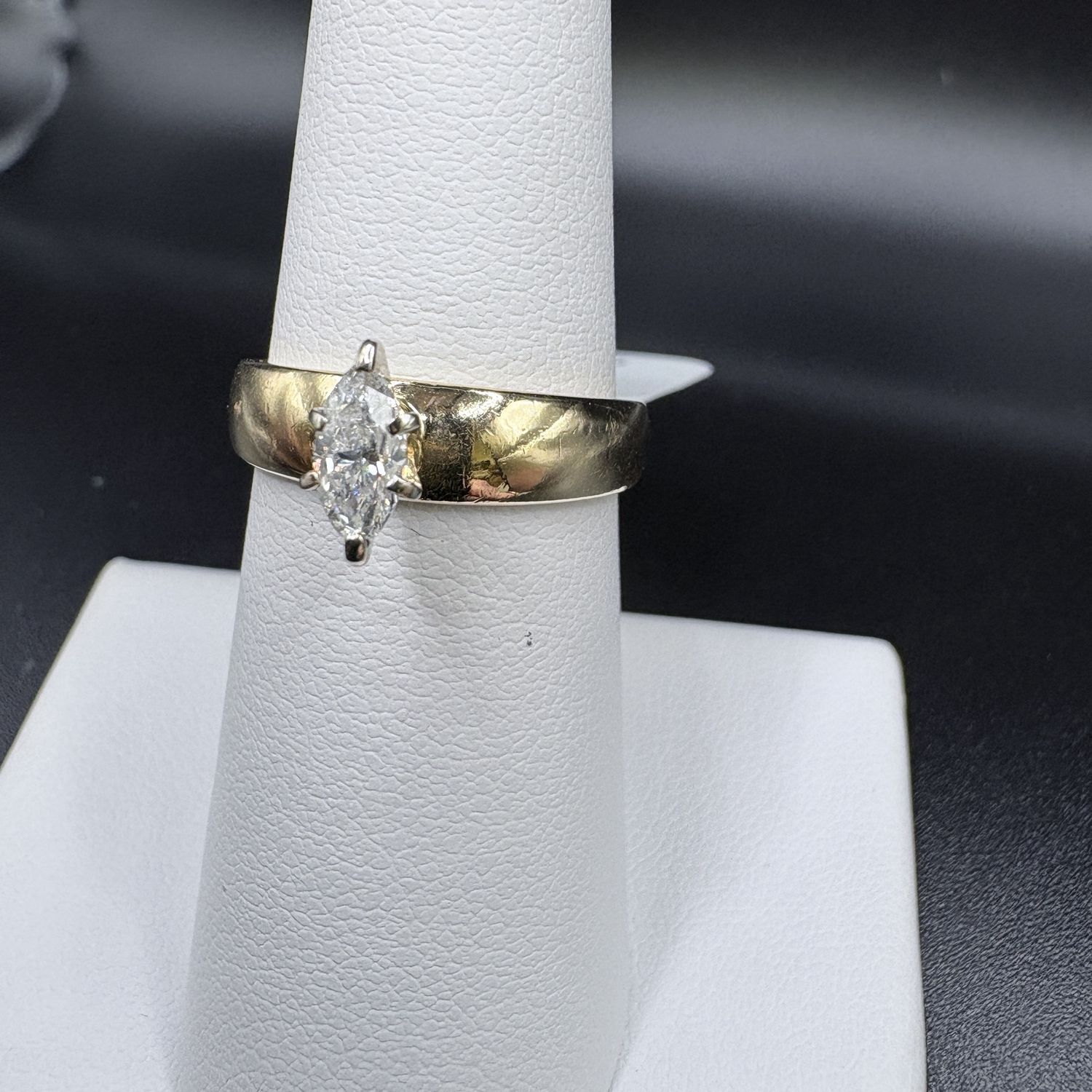 14K APROX 0.33 CT MARQUIS, WIDE BAND , SIZE 7, 3.6G