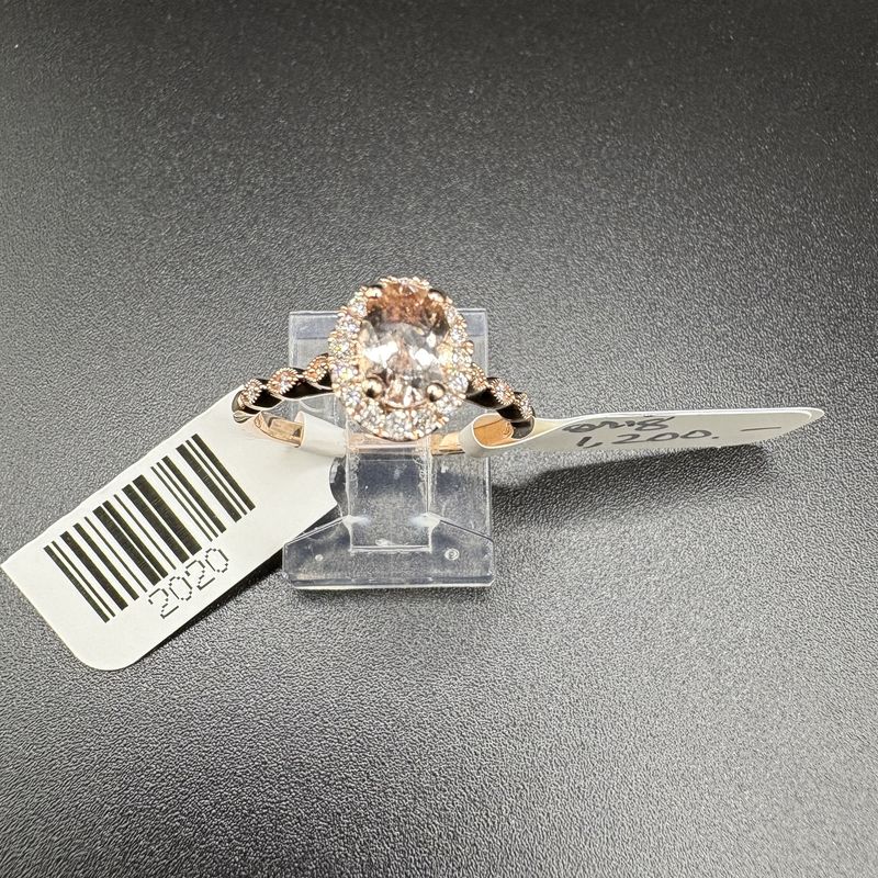 10K ROSE GOLD MORGANITE AND DIAMOND SCOLLOPED RING, SIZE 7, 2.47G