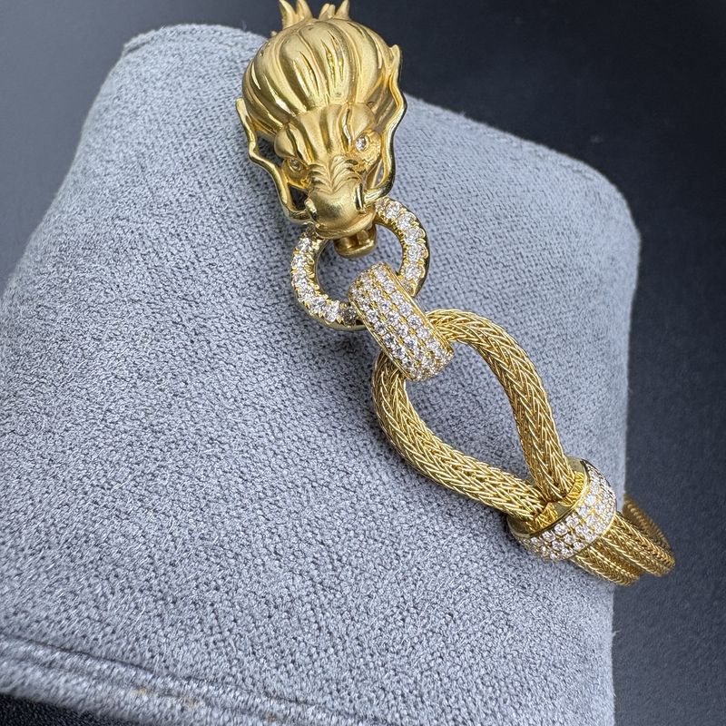 18KY DRAGON BRACELET WITH 0.48CT DIAMOND, 14.94G, 6 3/4INCHES