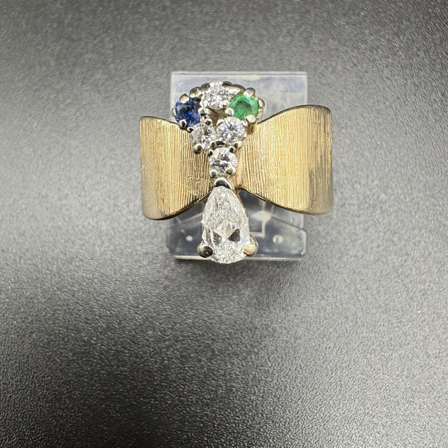 14K CUSTOM DESIGNED DIAMOND 0.52 CT , WITH SAPPHIRE AND EMERALD ACCENTS, RING SIZE 5.5, 5.76G