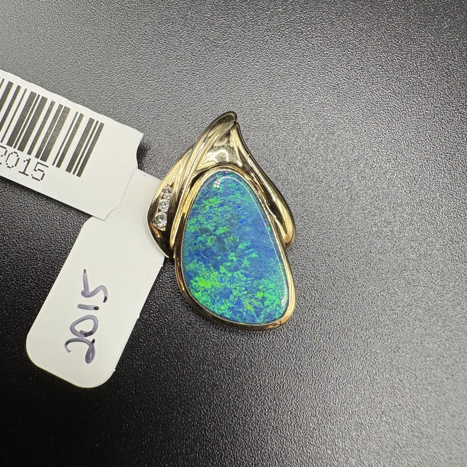 14K FREEFORM BLACK OPAL DOUBLET WITH 3 DIAMONDS, 5.07G
