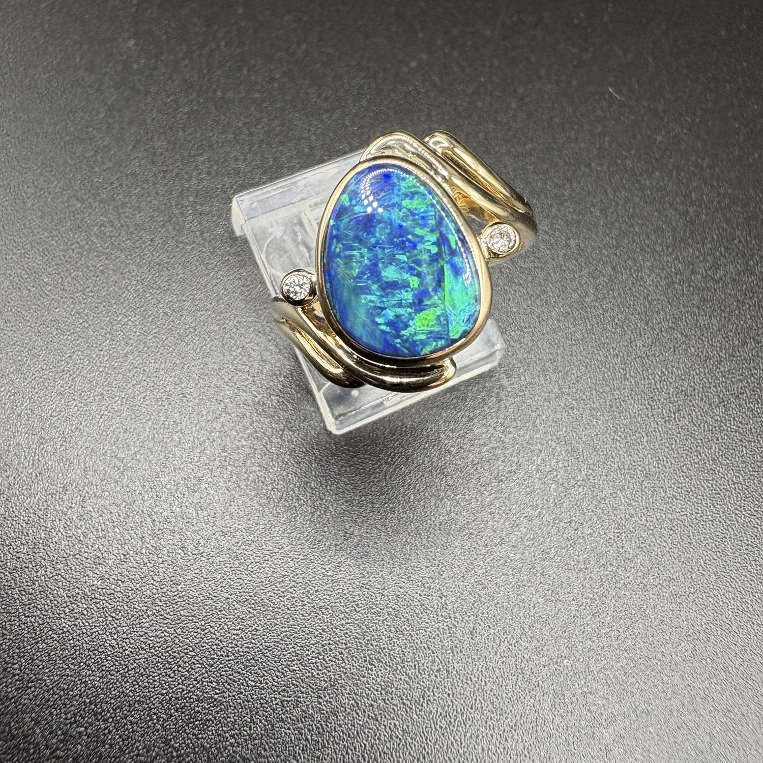 14K BLACK OPAL DOUBLET WITH ACCENT NATURAL DIAMONDS, SIZE 7 1/4,  2.95G
