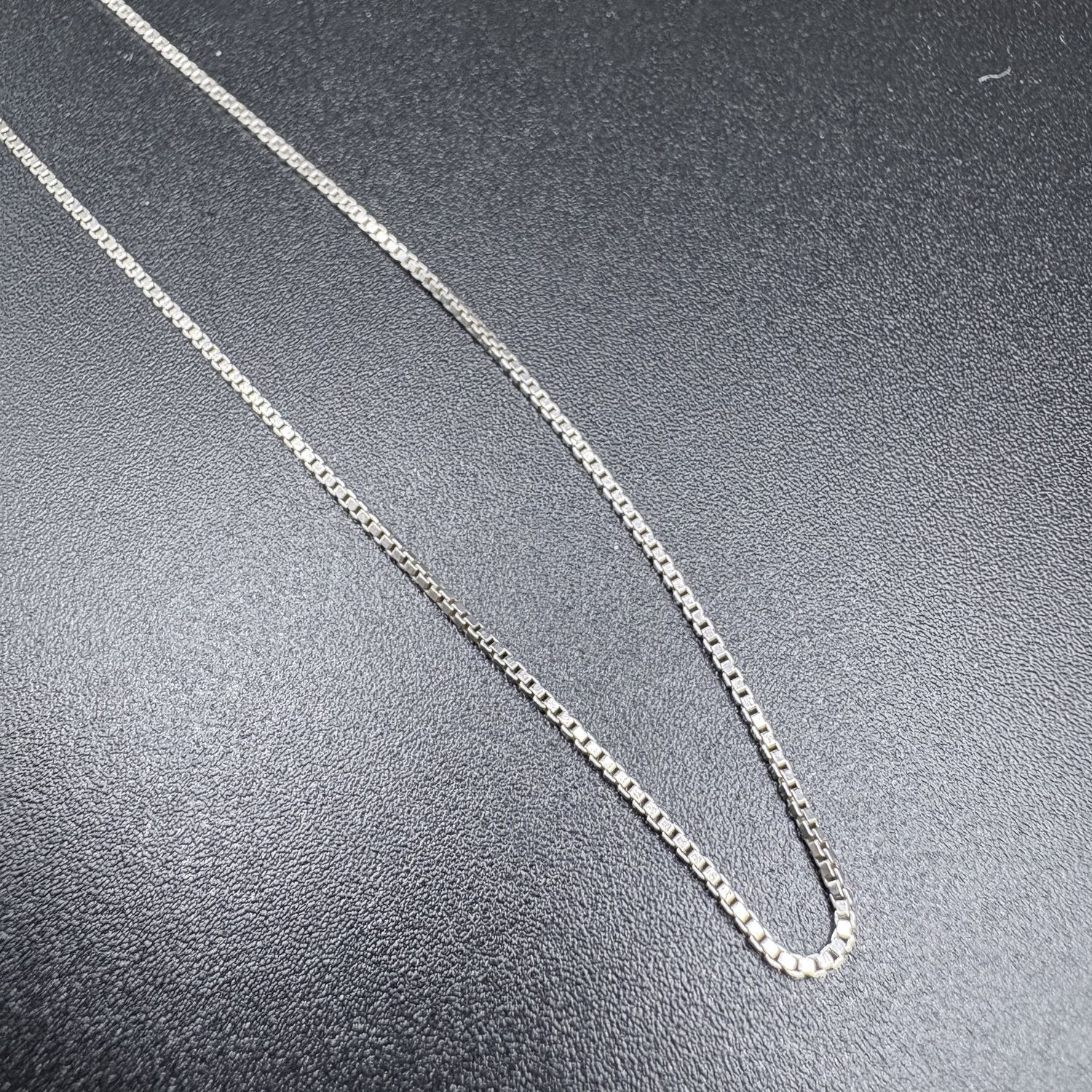 STERLING SILVER BOX ANKLET 9"