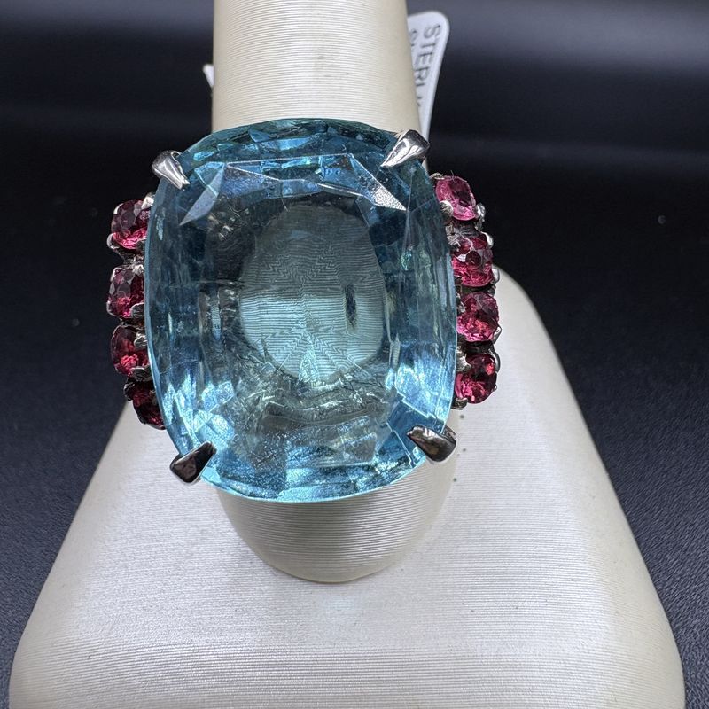 STERLING SILVER CUSHION BLUE TOPAZ RING SIZE 8