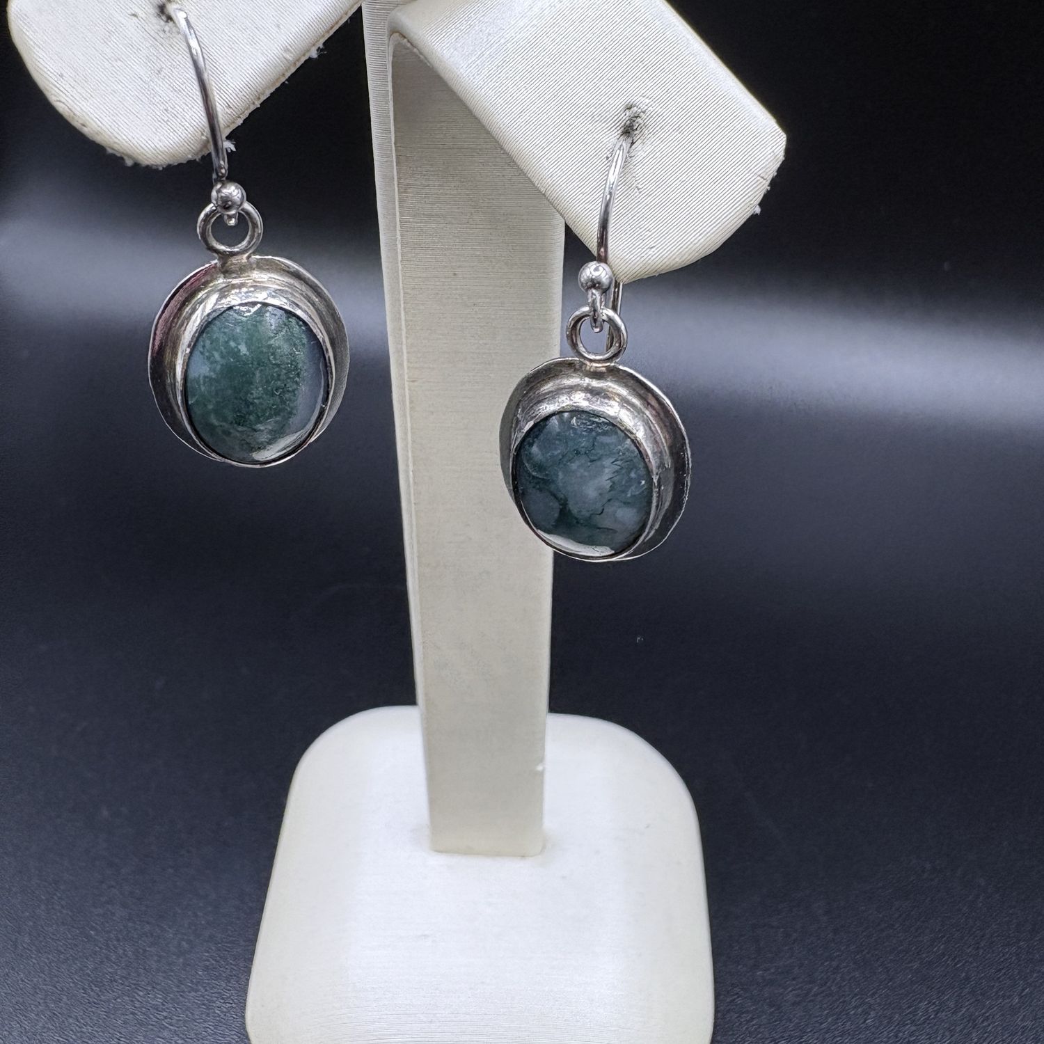 STERLING SILVER MOSS AGATE OVAL DANGLE EARRING