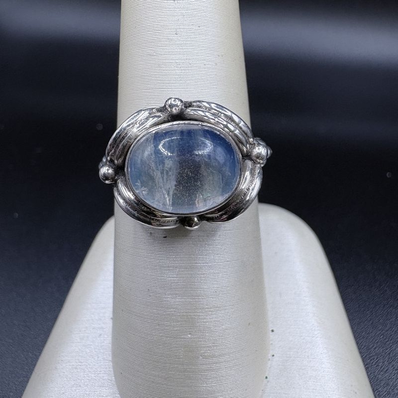 STERLING SILVER MOONSTONE CABOCHON, SIZE 7, 4.72G