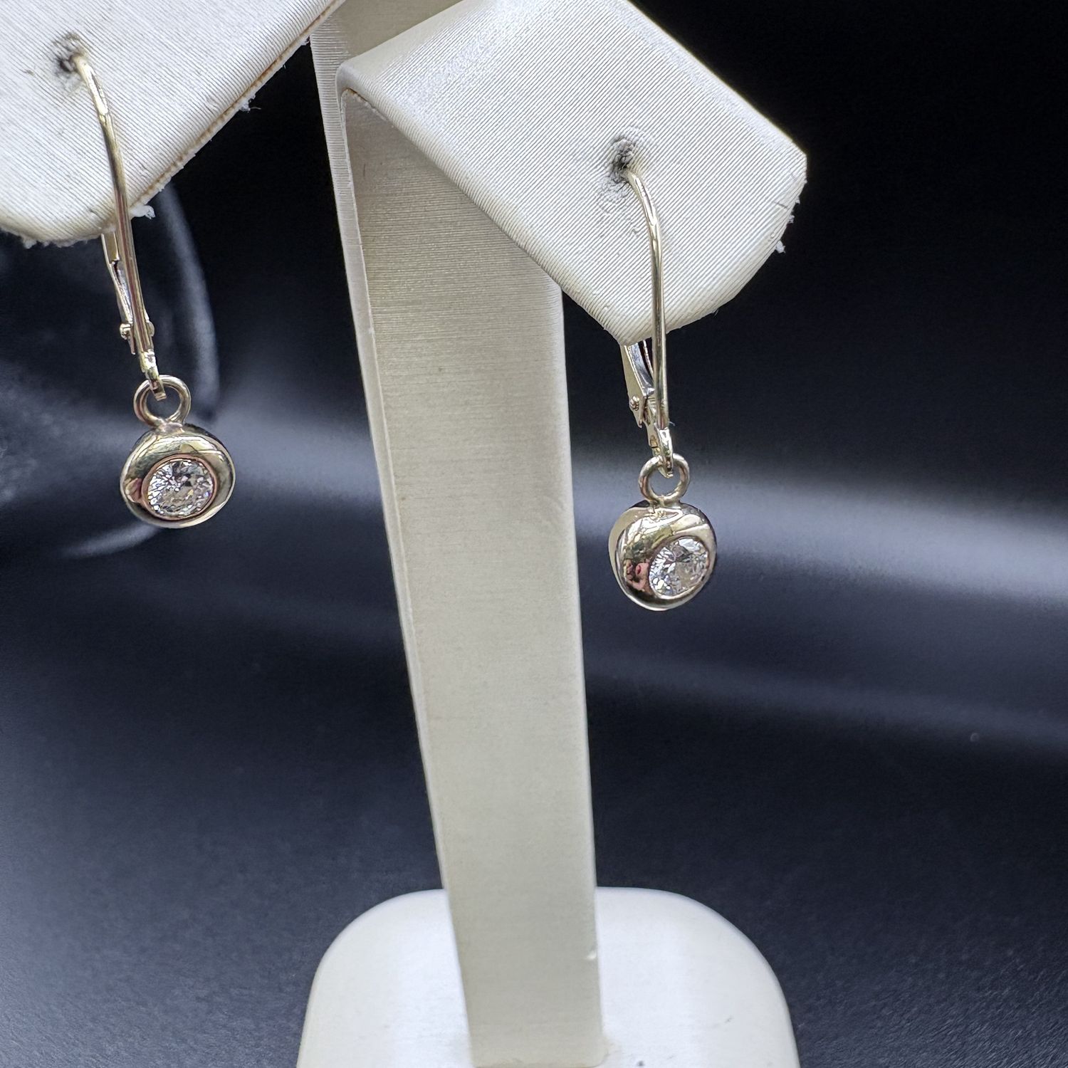14K NATURAL DIAMOND LEVERBACK EARRINGS
