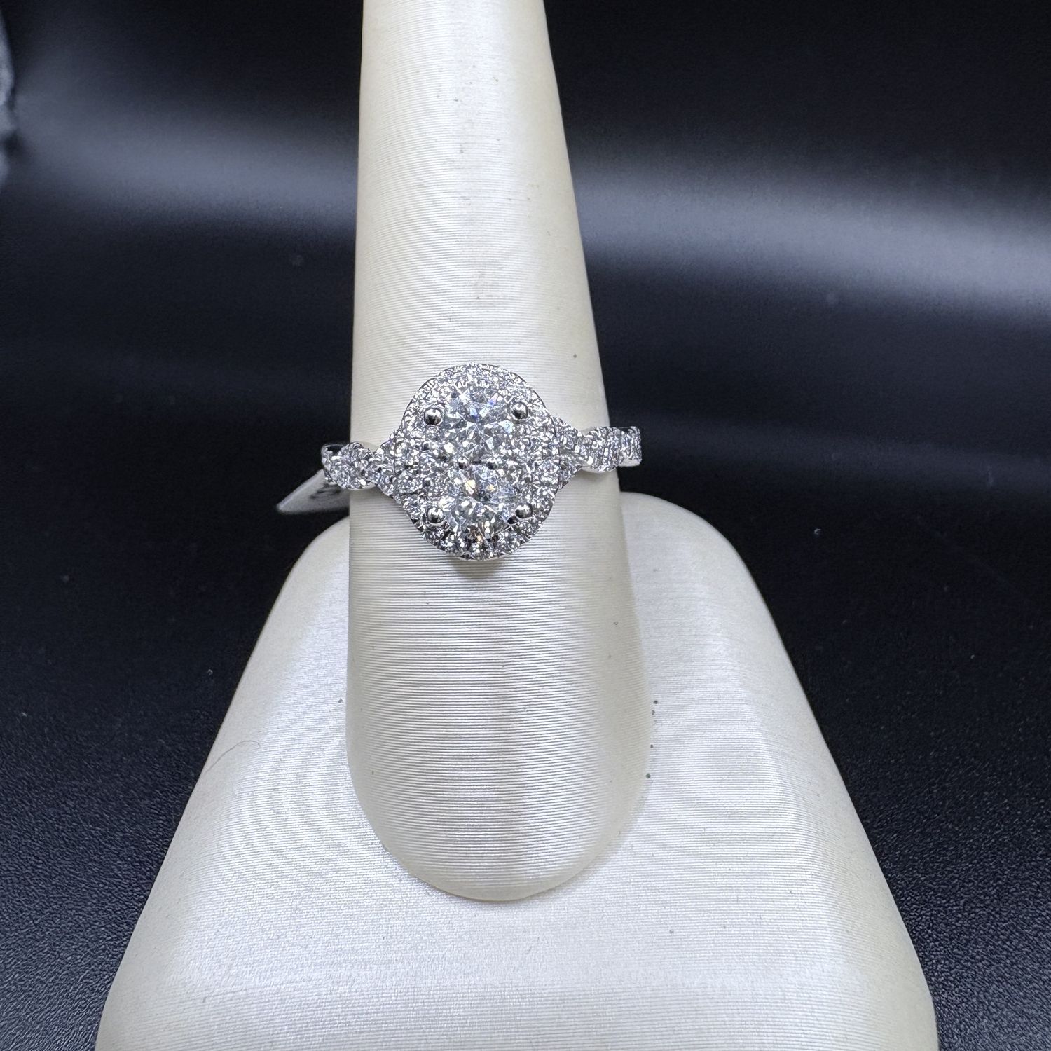 14K 1CTW OVAL DIAMOND RING SIZE 8