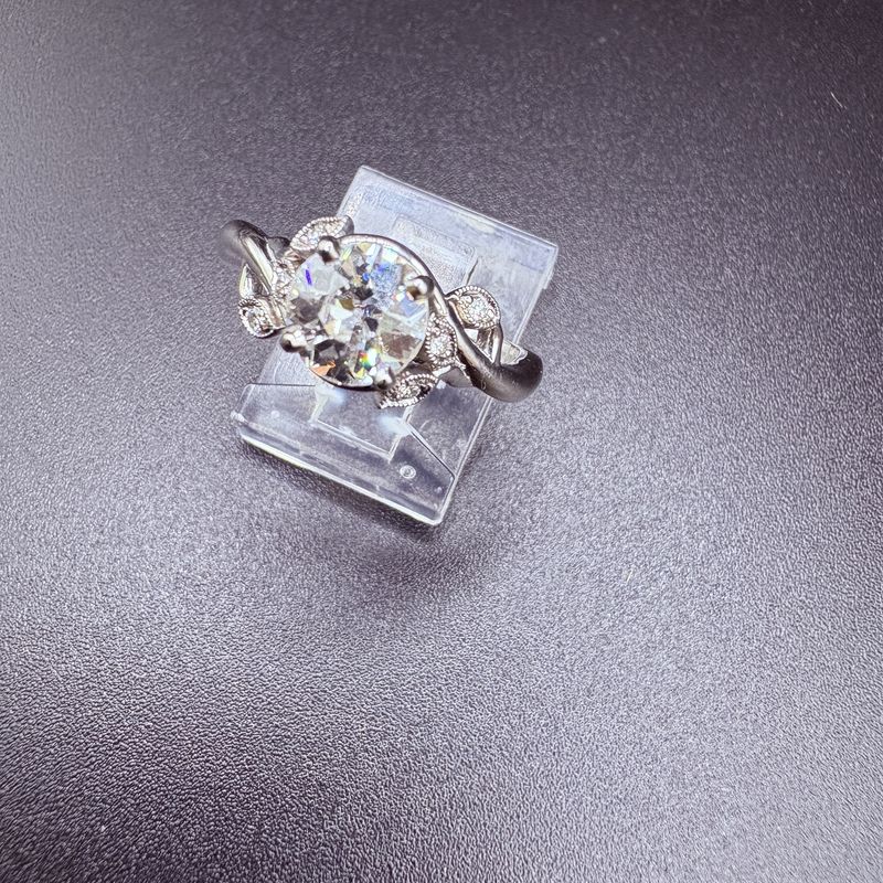 14k OLD EUROPEAN CUT 1.04 NATURAL DIAMOND, VS2,J COLOR,  NATURE DESIGN, BYPASS WITH LEAVES, SIZE 7,  3.61G