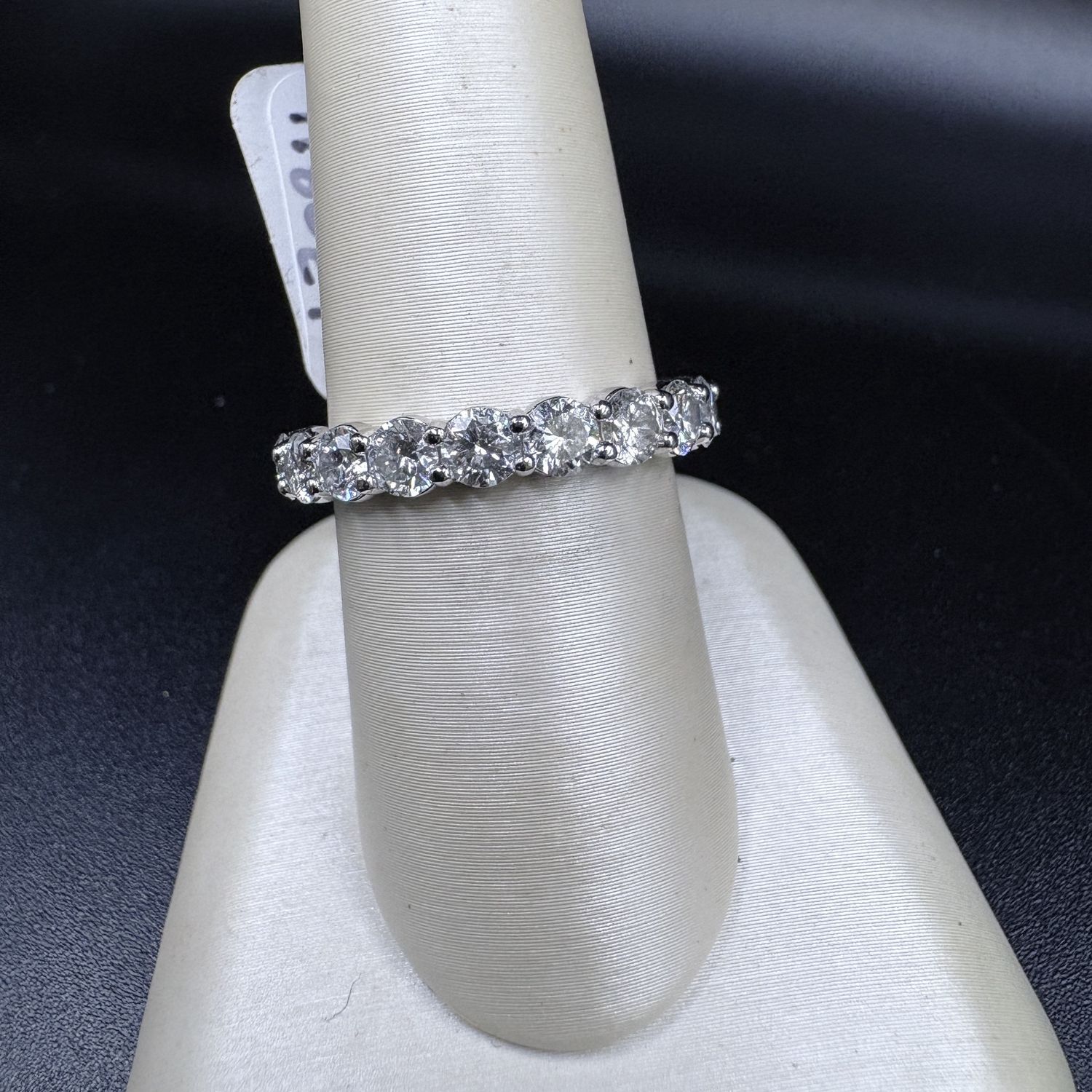 PLATINUM ETERNITY BAND WITH 3 CARATS OF ROUND NATURAL DIAMONDS, SIZE 8