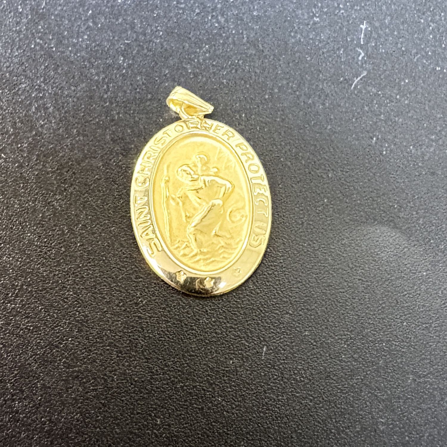 14K OVAL ST. CHRISTOPHER PENDANT