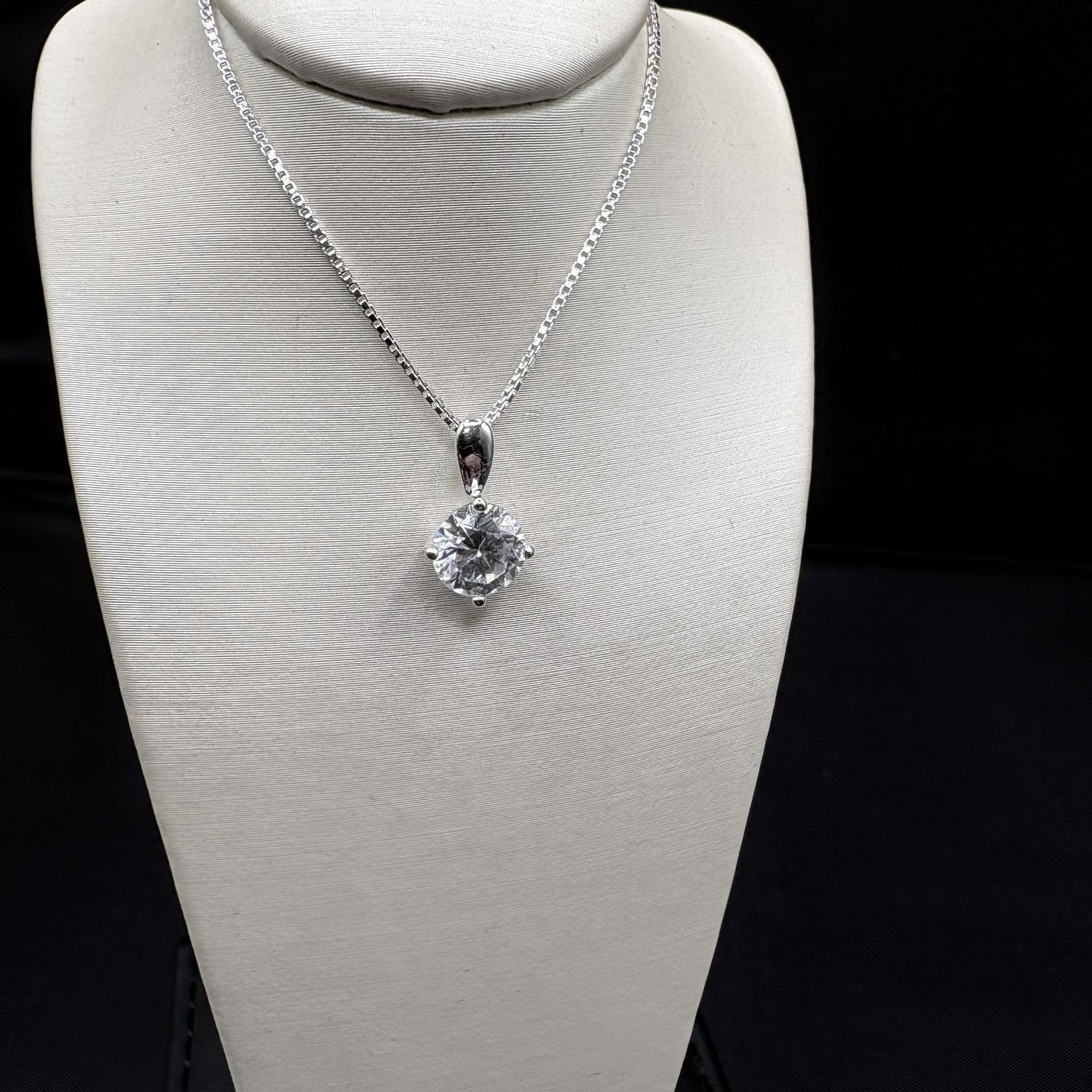 STERLING ROUND CZ PENDANT AND BOX CHAIN 16"