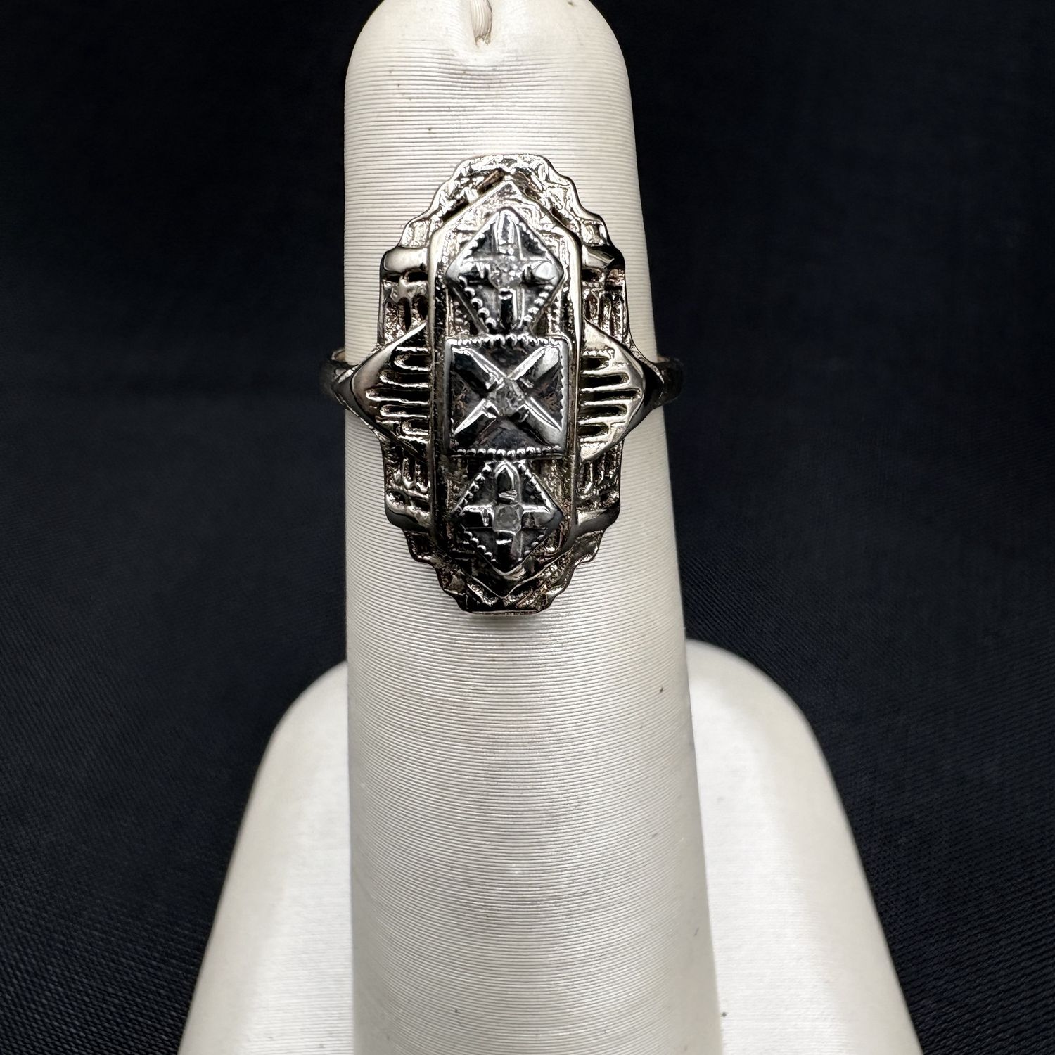 10K TWO TONE ART DECO DIAMOND FILAGREE RING SIZE 3.5
