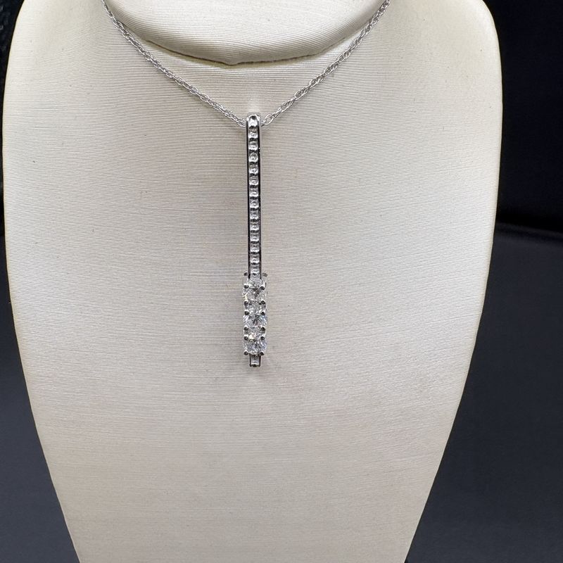 10K VERTICAL DIAMOND PENDANT WITH 18" CHAIN