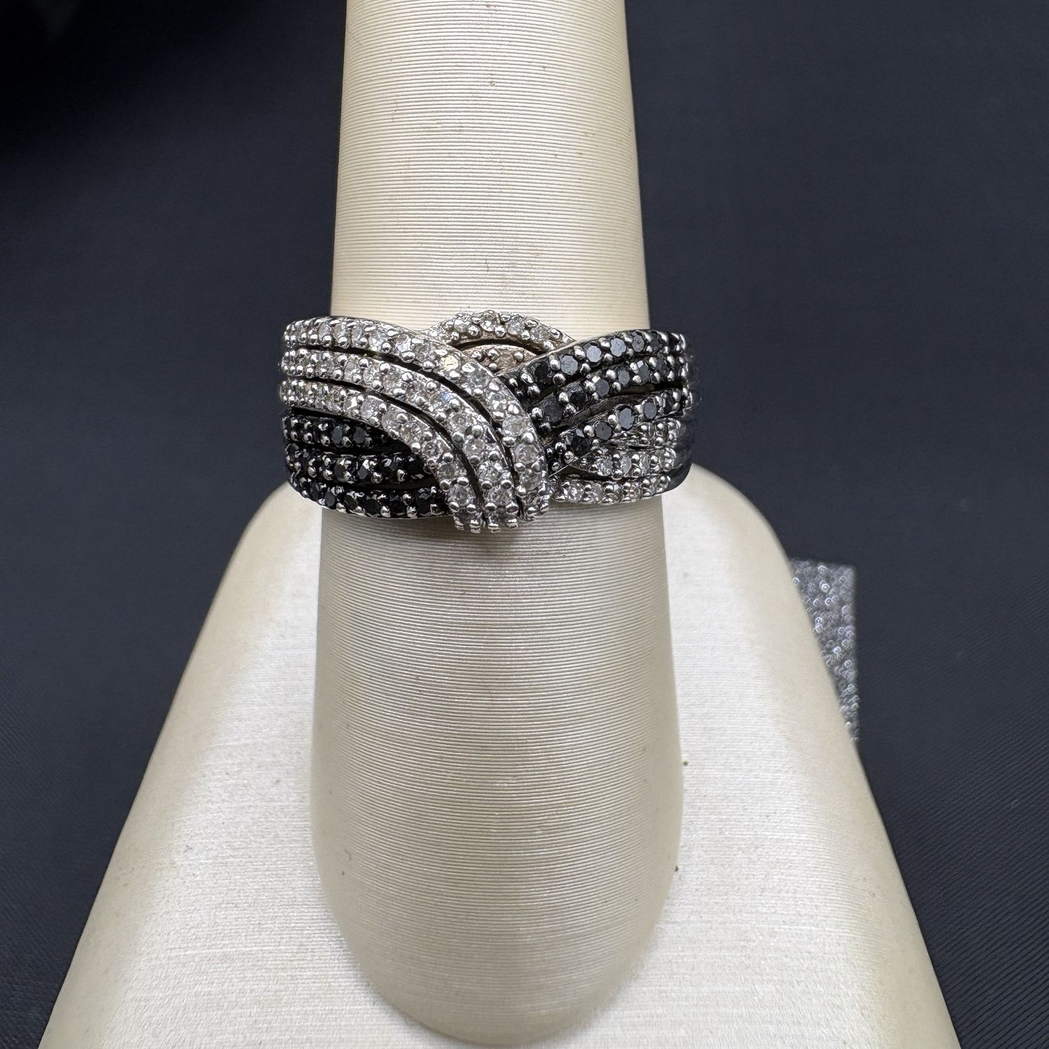 STERLING BLACK &amp; WHITE DIAMOND CROSSOVER RING SIZE 7