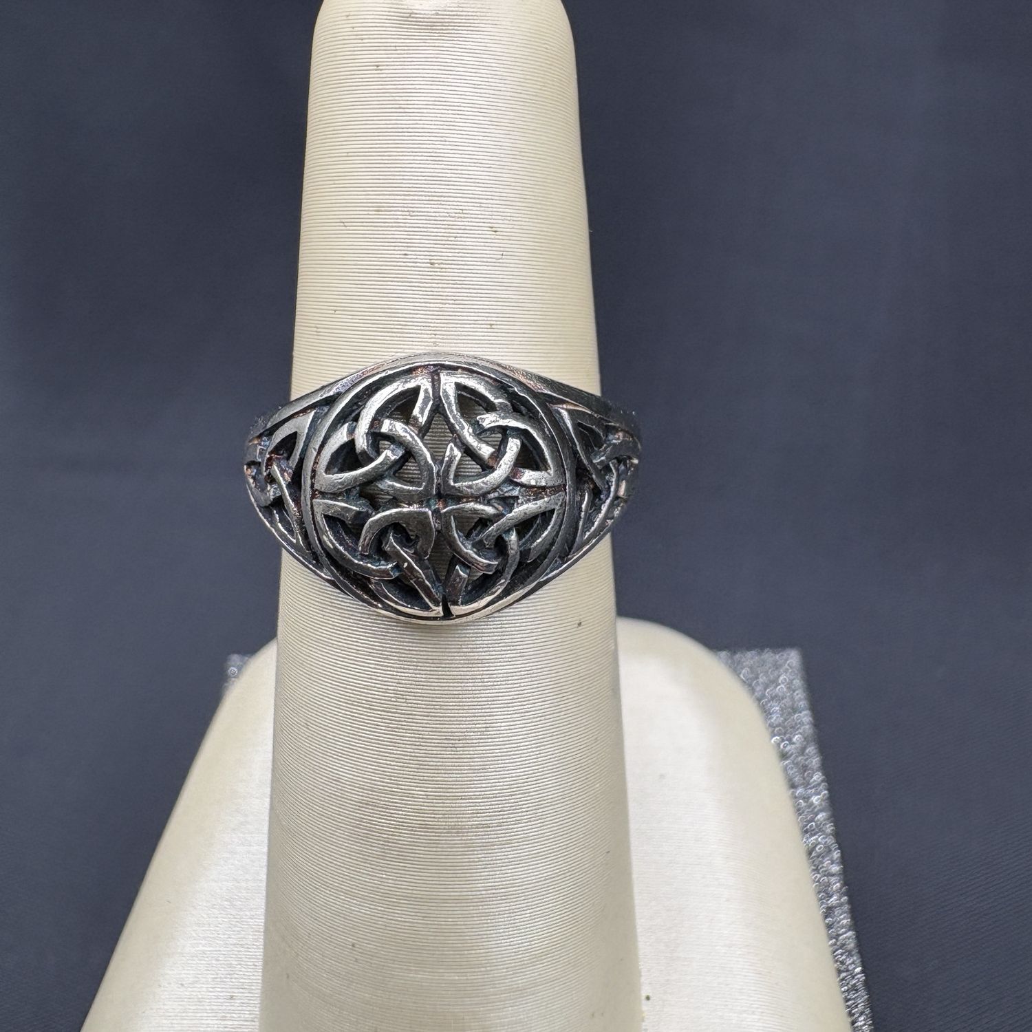 STERLING CELTIC RING SIZE 5