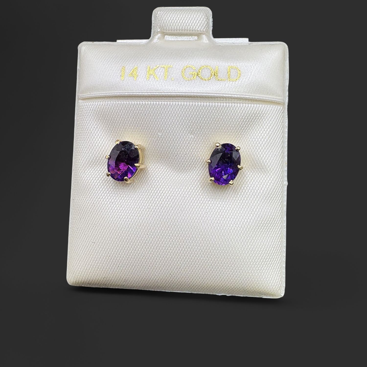 14K OVAL AMETHYST STUD EARRING